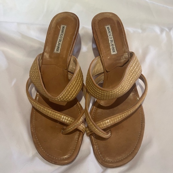 🚫SOLD🚫Manolo Blahniks Raffia Tan Slip On Wedge Vintage Leather Strappy Sandal41 - Picture 2 of 12